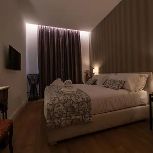 nuances-the-colosseum-apartment.it-romehotels.com/